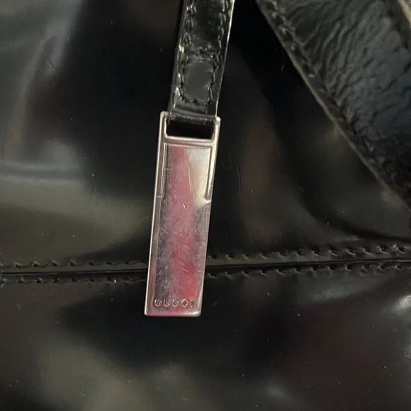 Well loved black patent leather Gucci bag. - Picture 3 of 8
